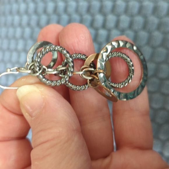 Dangling Earrings - Picture 3 of 3